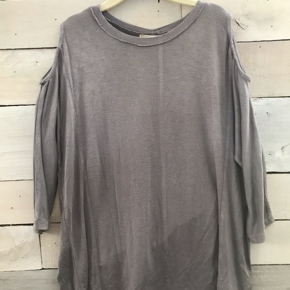 Long sleeve cold shoulder top (tween sizes)
